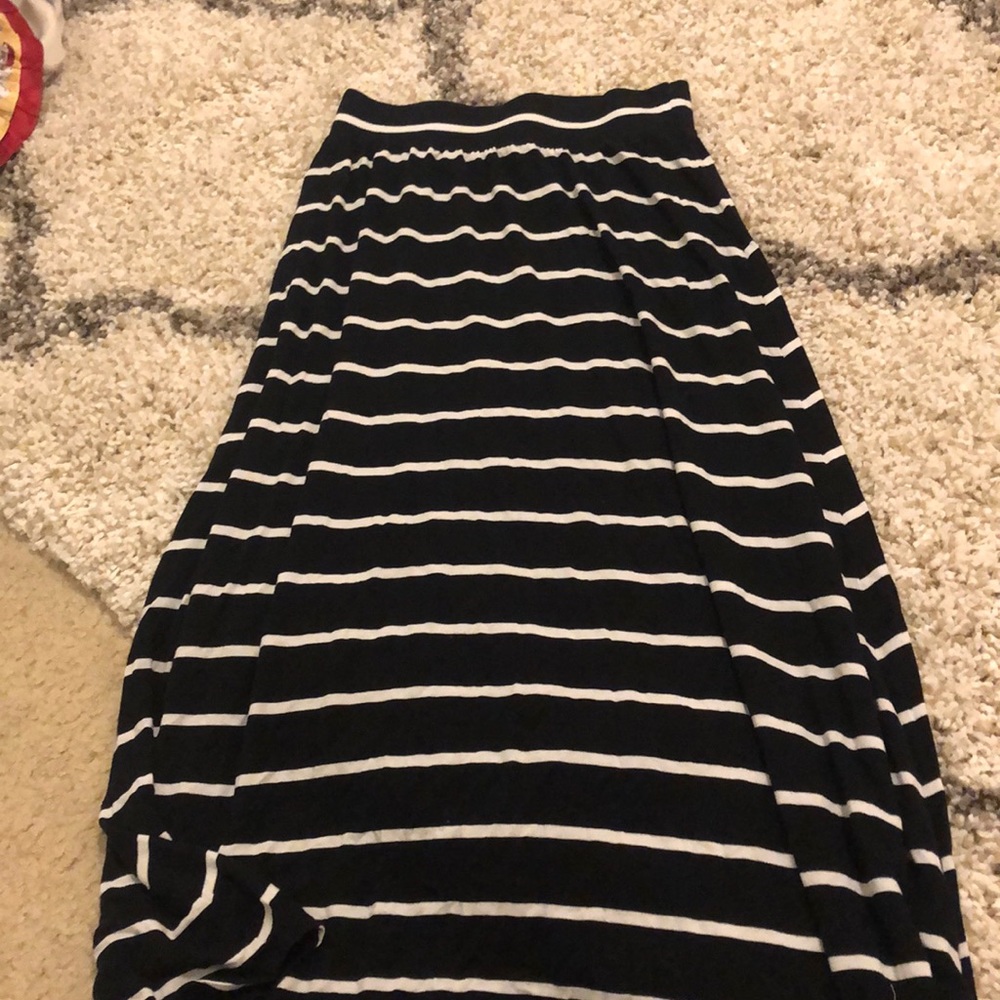 Skirt super long!